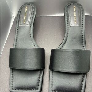 Good American Elegant Black Slides with Gold/crystal heel